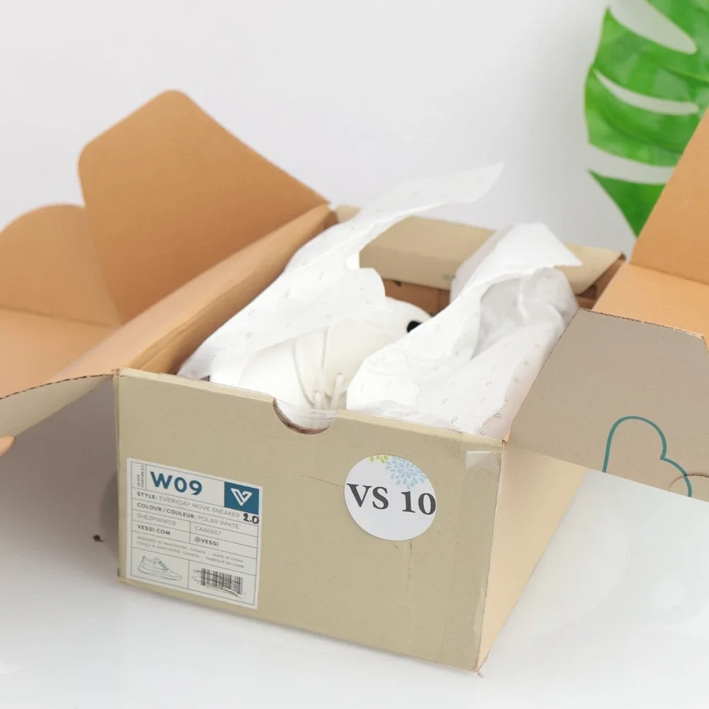 Vessi Womens Everyday 2.0 Move Sneaker Size 9 Waterproof White Knit Lace Up Shoe